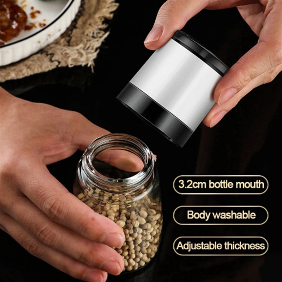 مطحنة يدوية للملح والفلفل من ا - مراجعة Kitchen Gadgets & Toys وسعره