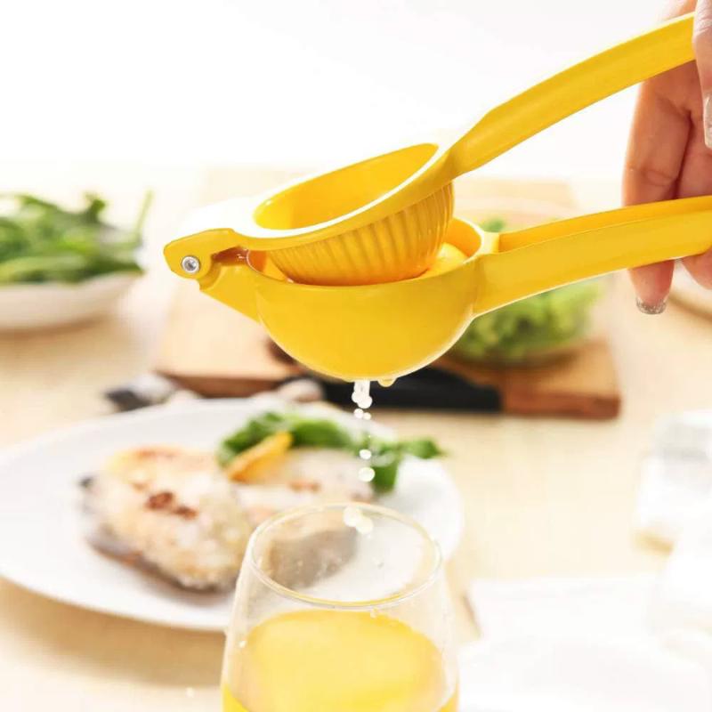 عصارة ليمون يدوية منزلية من ال - مراجعة Kitchen Gadgets Juicer وسعره